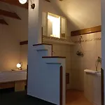 Bila Pani 3* Йиндржихув-Градец