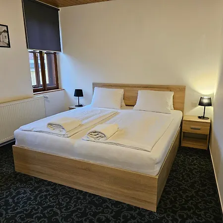 Bílá Paní Hotel Jindřichův Hradec