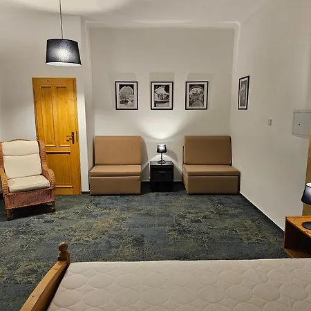Hotel Bílá Paní
